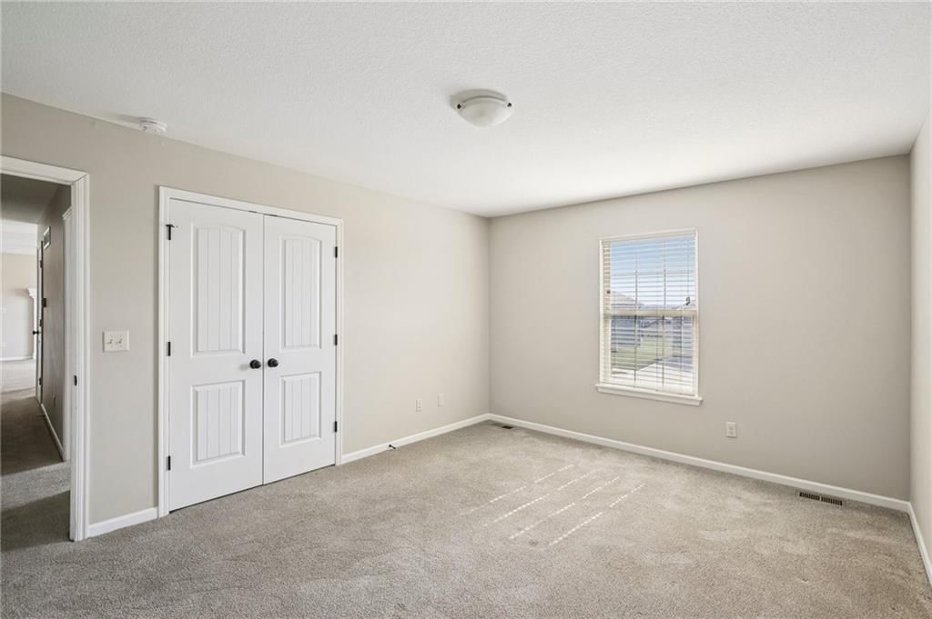 Photo 21 of 37 - 2820 N 101st Street