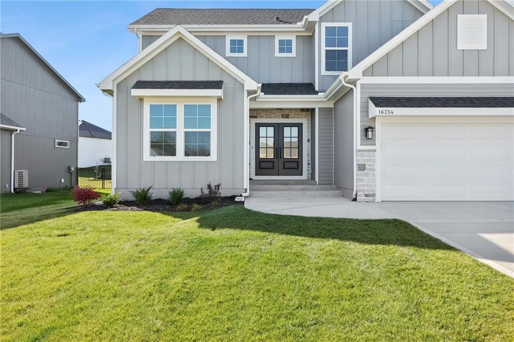 16354 Spring Valley Street — photo 3