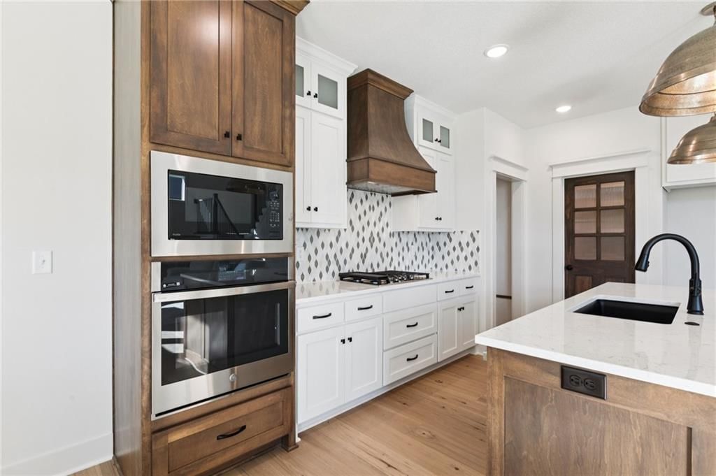 16354 Spring Valley Street — photo 13