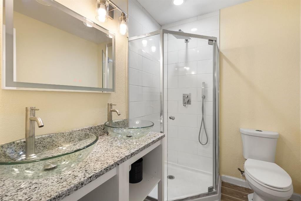 5805 Laurel Avenue — photo 14
