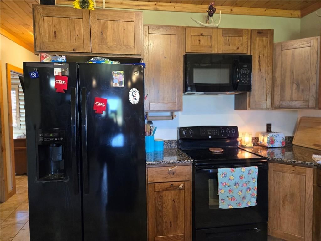 Photo 20 of 34 - 302 S 160th Street