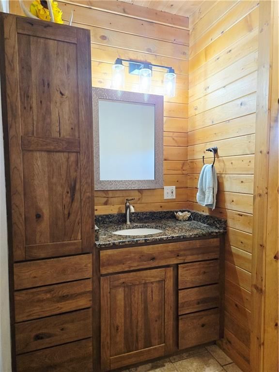 Photo 25 of 34 - 302 S 160th Street