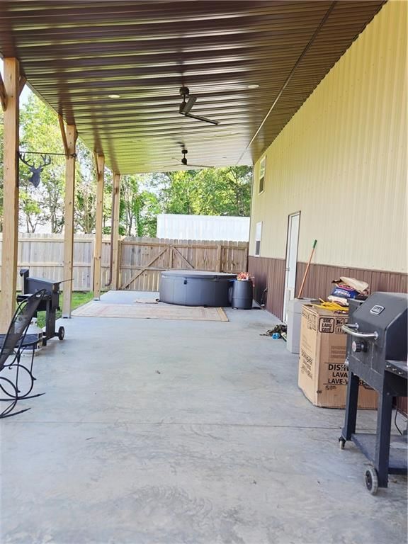 Photo 32 of 34 - 302 S 160th Street