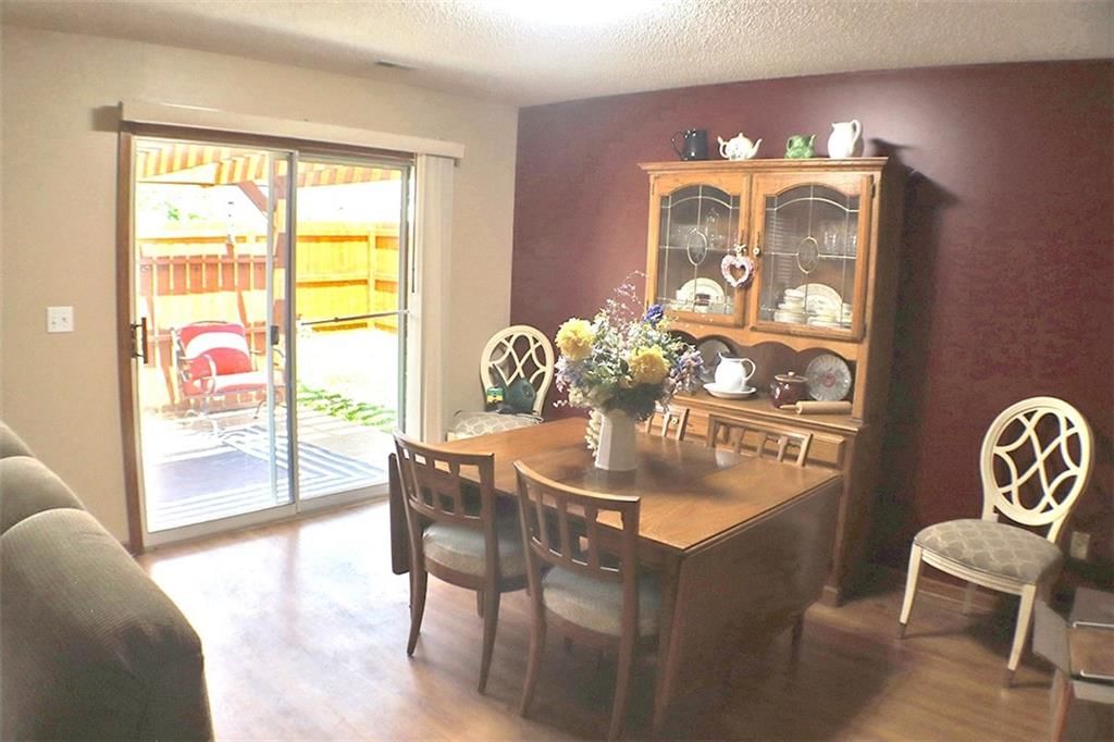 1215 Foxridge Drive — photo 10