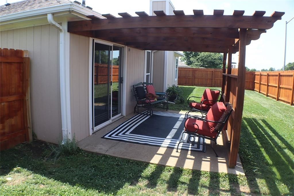 1215 Foxridge Drive — photo 22
