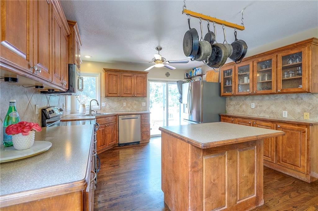 21242 W 56th Street — photo 12