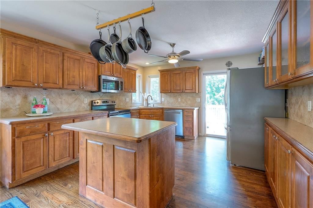 21242 W 56th Street — photo 13
