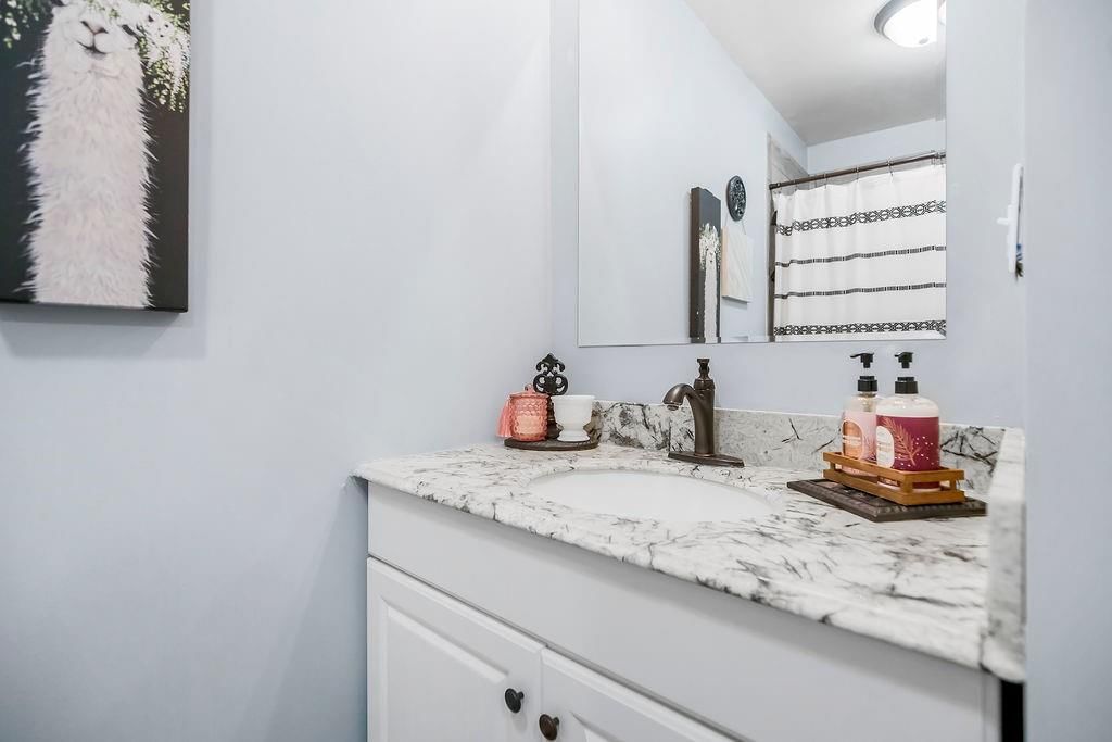 Photo 12 of 30 - 3006 S 39th Street