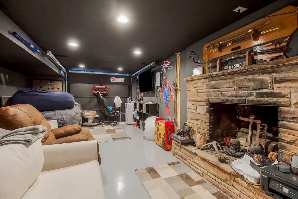 Photo 22 of 30 - 3006 S 39th Street