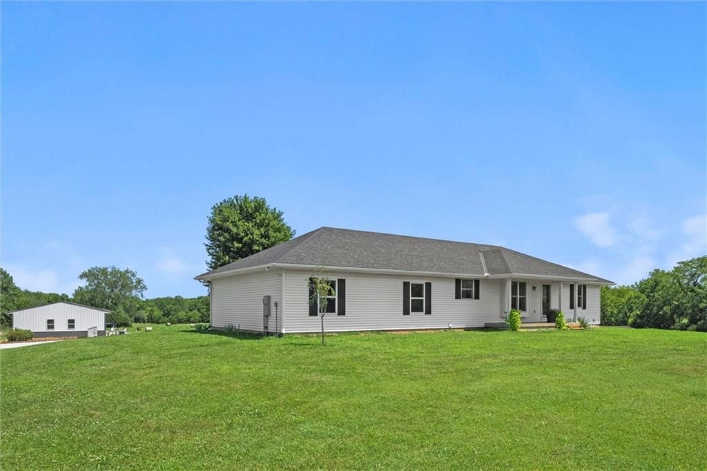 27779 Cold Water Road — photo 2