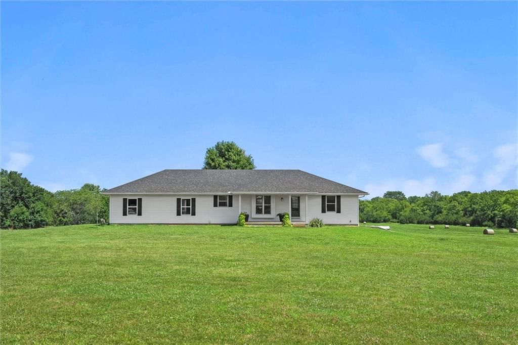 27779 Cold Water Road — photo 3