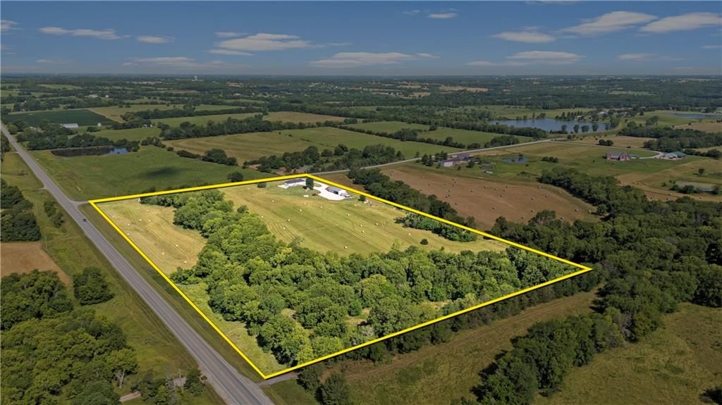 27779 Cold Water Road — photo 43