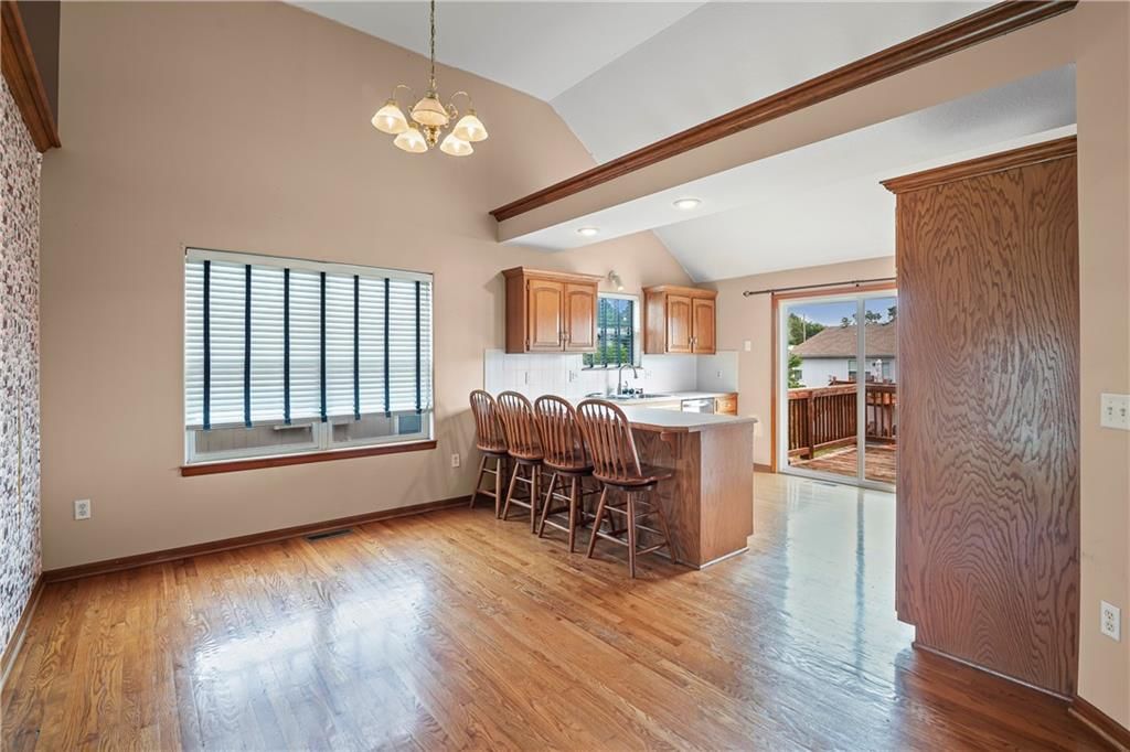 Photo 6 of 26 - 913 N Cochise Avenue