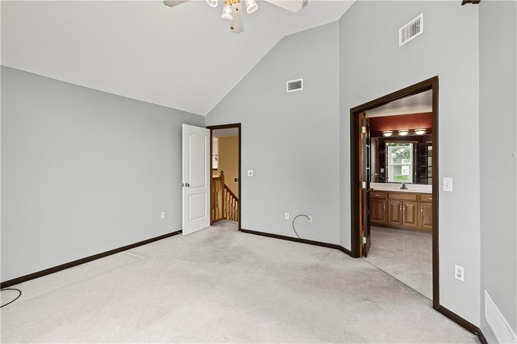 Photo 14 of 26 - 913 N Cochise Avenue