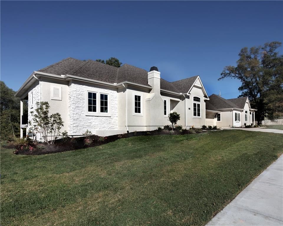 7237 Allman Drive, Shawnee, KS