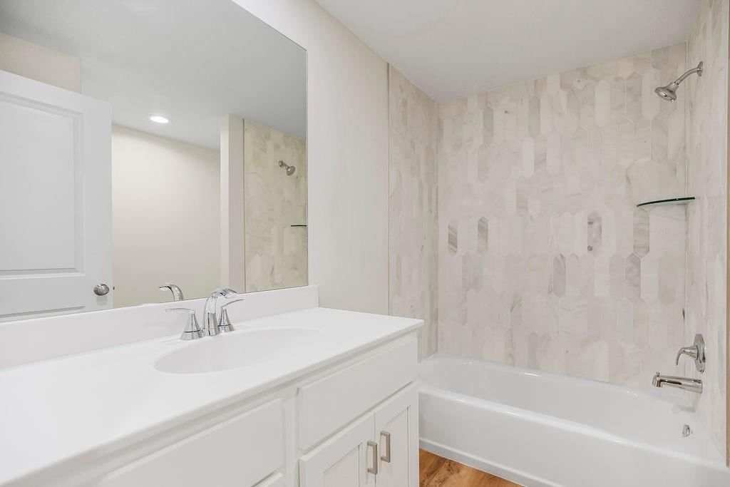 15825 ALHAMBRA Street — photo 22