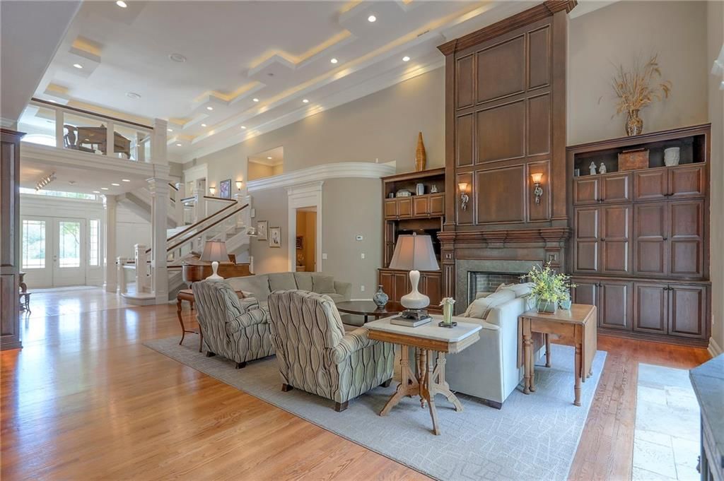 Photo 15 of 82 - 3500 S Mize Ridge Court