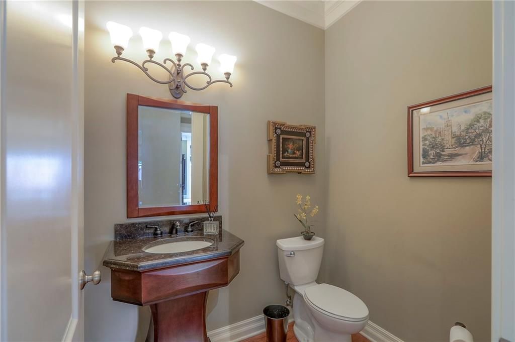 Photo 33 of 82 - 3500 S Mize Ridge Court