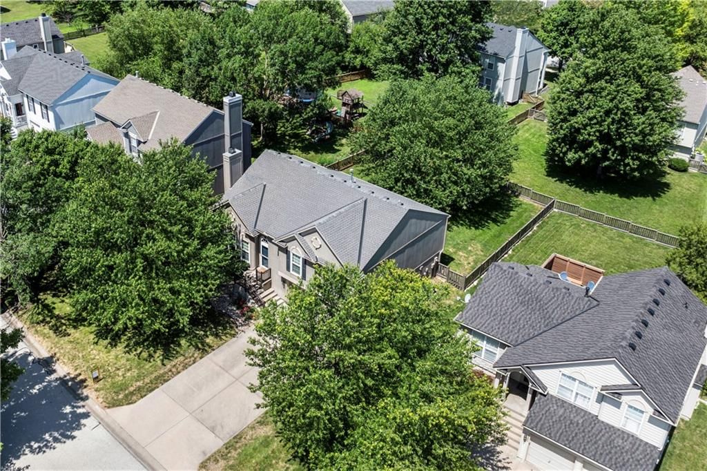 Photo 53 of 54 - 15868 W 157th Terrace