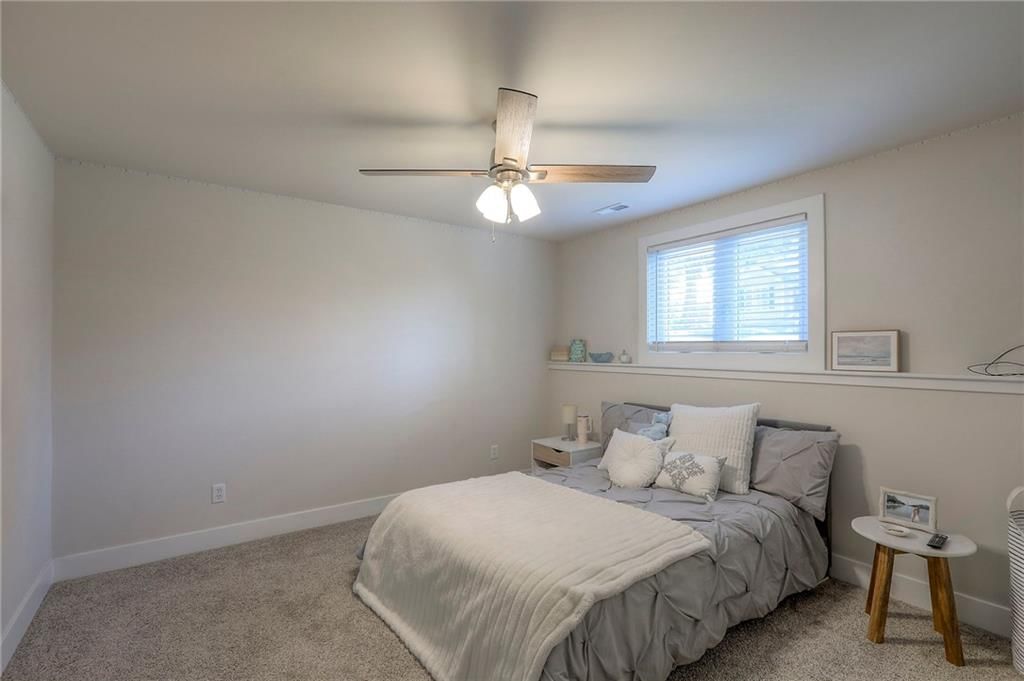 Photo 38 of 55 - 2105 SW Brookshire Drive