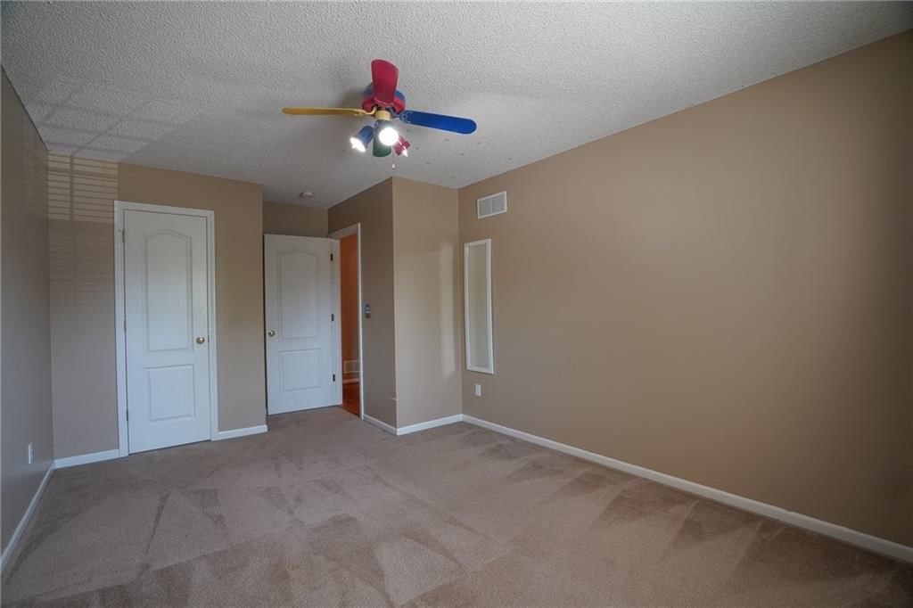 Photo 29 of 46 - 17586 W 161st Street