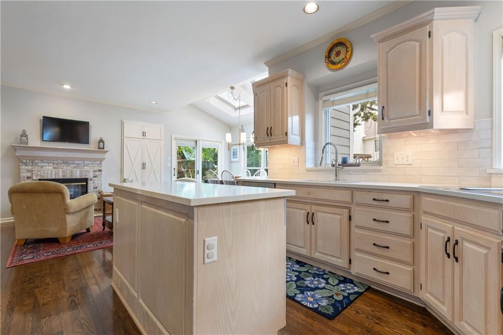 3753 W 132nd Terrace — photo 16
