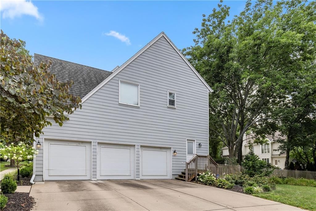 3753 W 132nd Terrace — photo 41