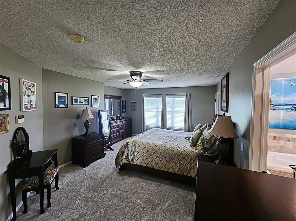 Photo 18 of 56 - 879 E 1900th Road