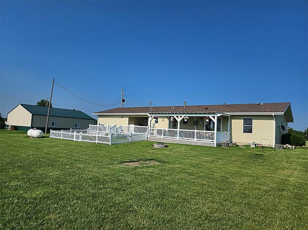 Photo 49 of 56 - 879 E 1900th Road