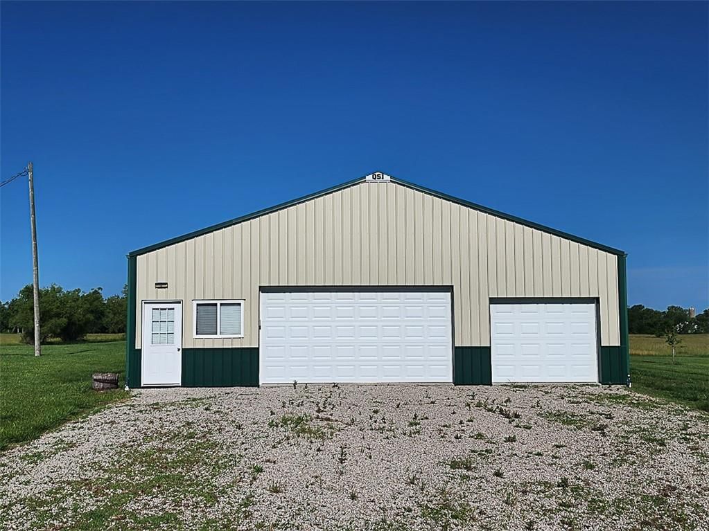 Photo 50 of 56 - 879 E 1900th Road