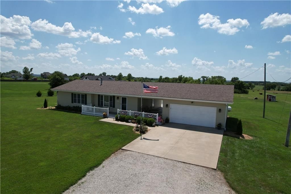 Photo 53 of 56 - 879 E 1900th Road