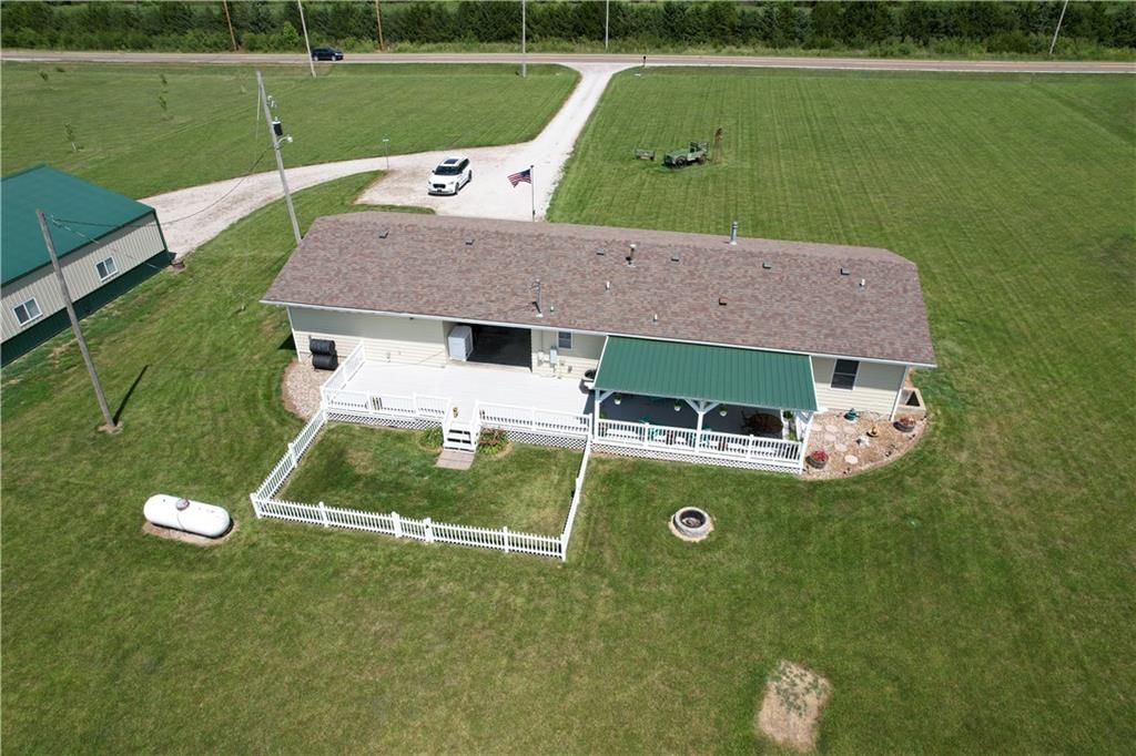 Photo 56 of 56 - 879 E 1900th Road
