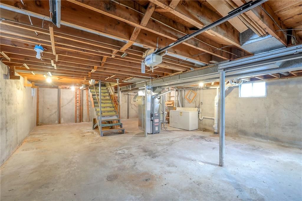 Photo 36 of 40 - 8901 McGee Street