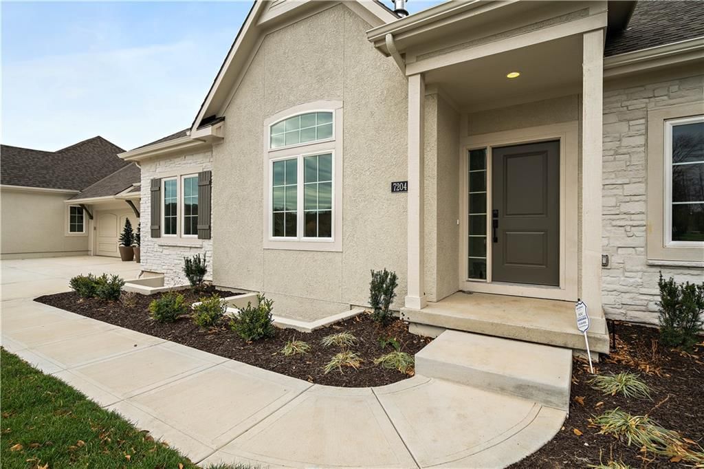 7239 Allman Drive, Shawnee, KS