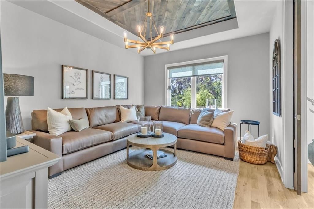 Photo 9 of 44 - 2136 NE 105th Street