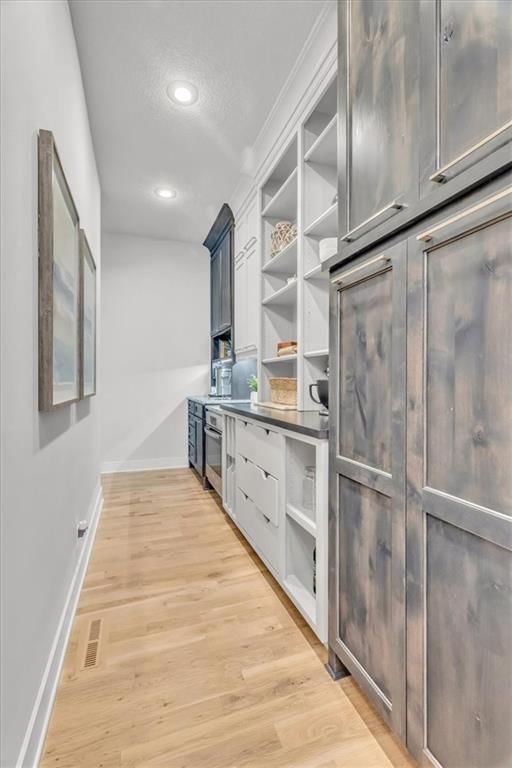 Photo 13 of 44 - 2136 NE 105th Street