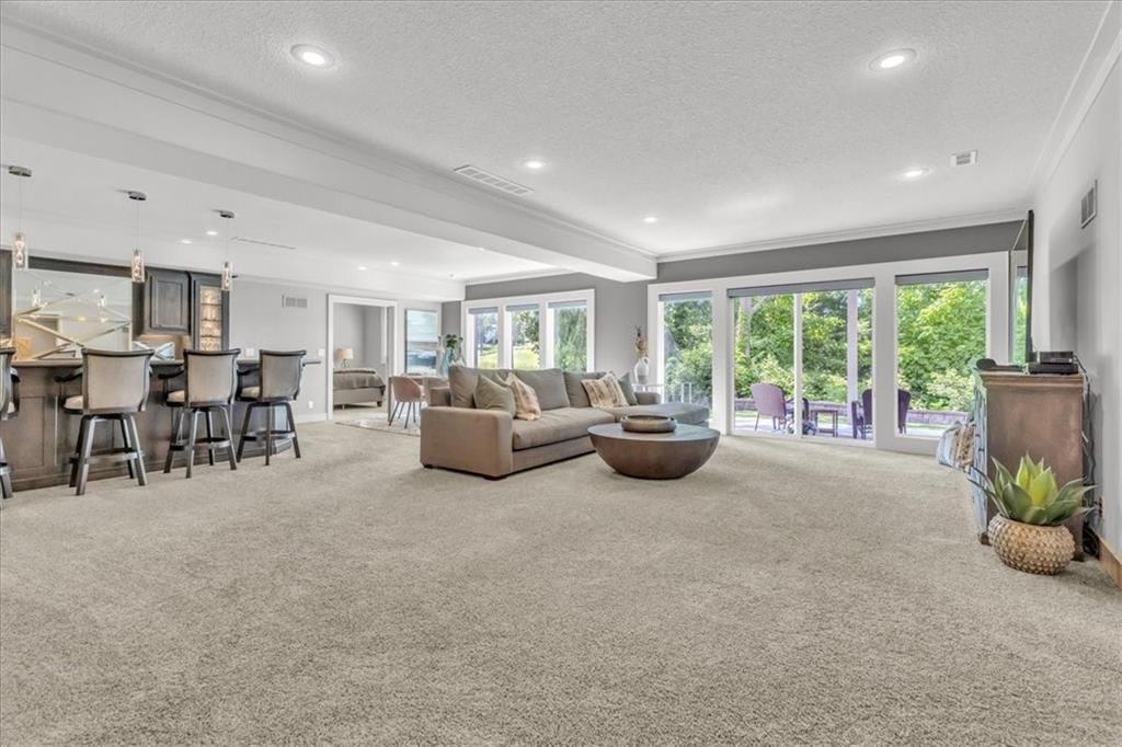 Photo 22 of 44 - 2136 NE 105th Street