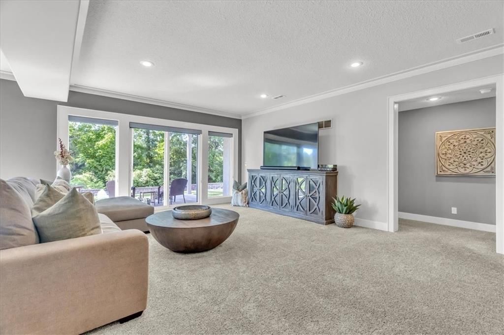 Photo 23 of 44 - 2136 NE 105th Street