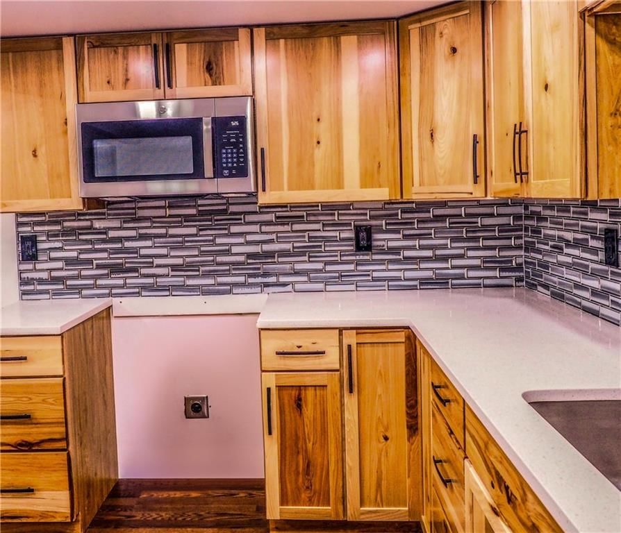 Photo 8 of 21 - 4224 N Spruce Avenue