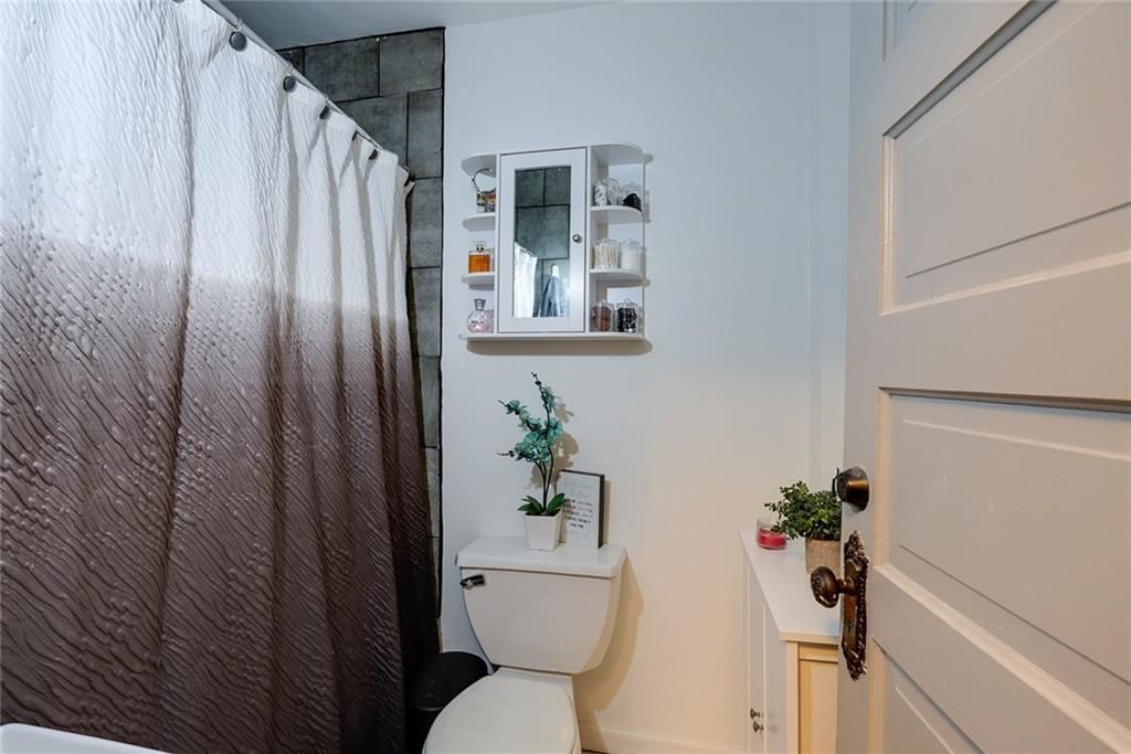 1317 S Pleasant Street — photo 16
