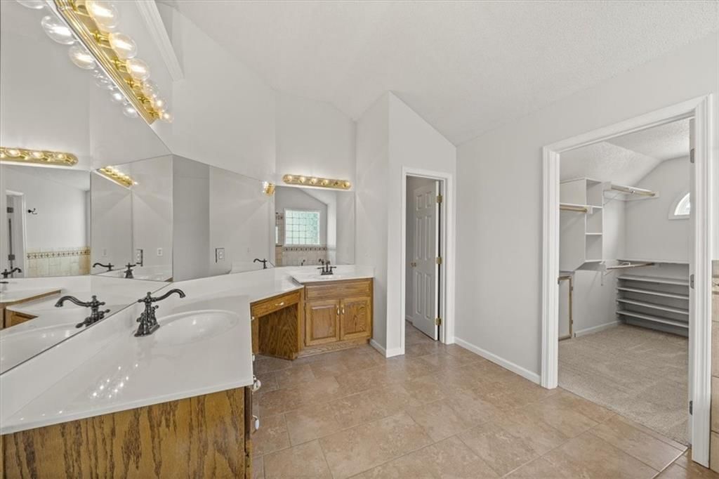 12023 S Clinton Street — photo 16