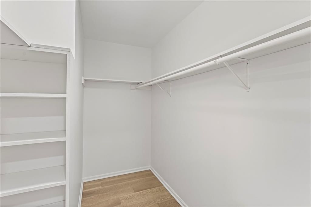Photo 26 of 52 - 7401 W 99th Street
