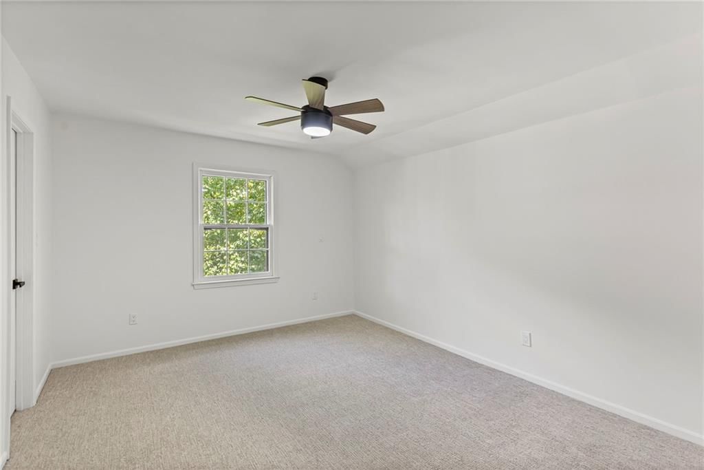 Photo 30 of 52 - 7401 W 99th Street