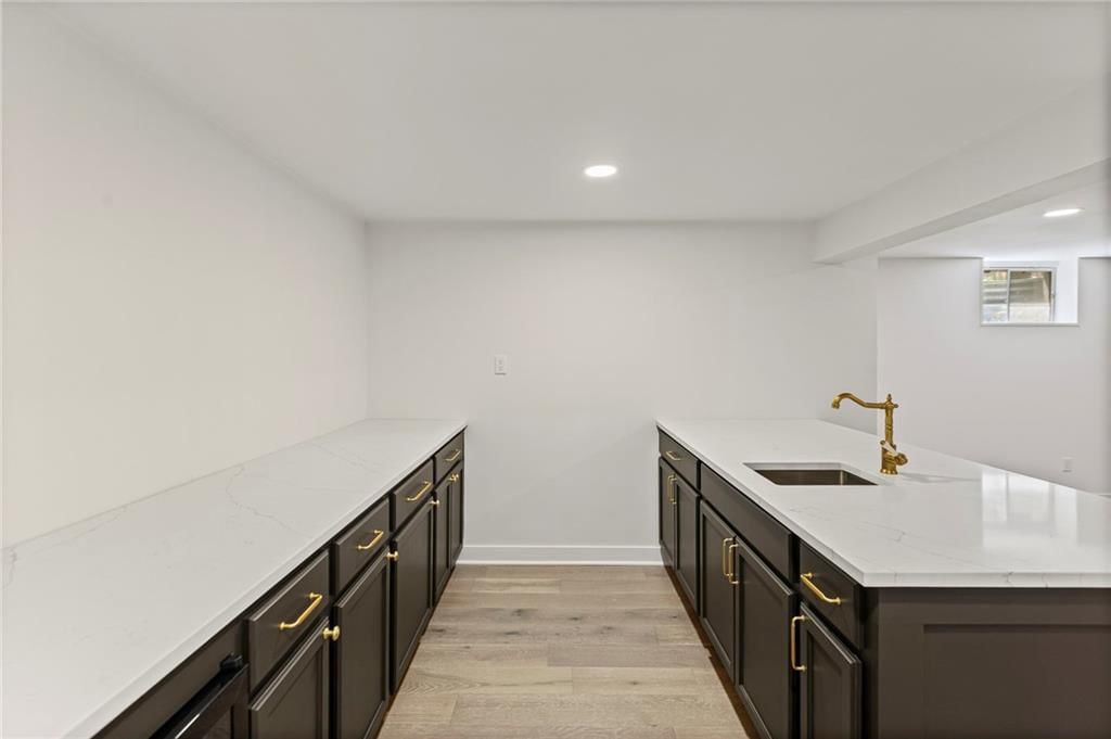 Photo 40 of 52 - 7401 W 99th Street
