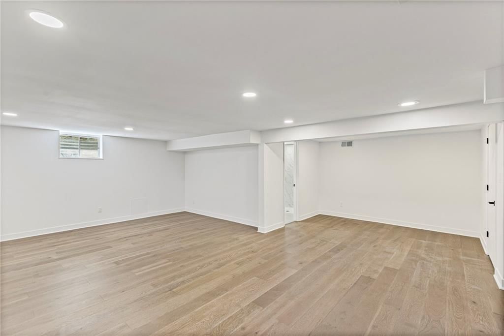 Photo 43 of 52 - 7401 W 99th Street