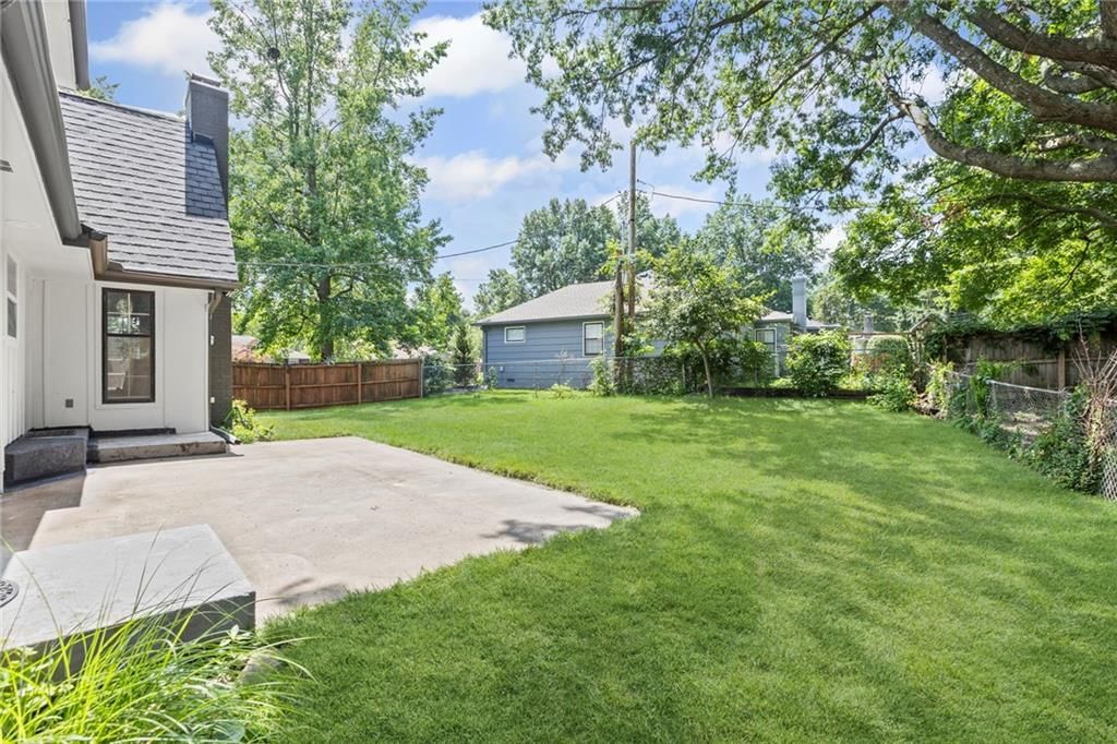 Photo 49 of 52 - 7401 W 99th Street