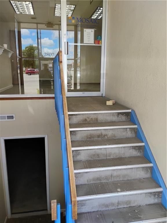 2807 N Broadway Street — photo 20