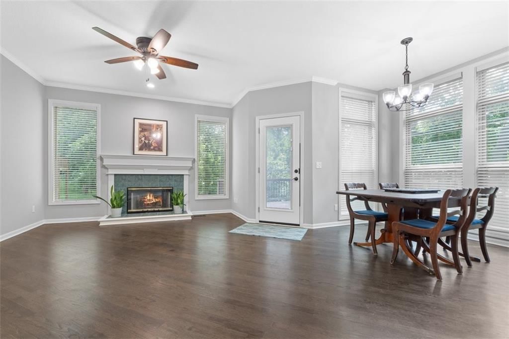 Photo 11 of 43 - 5329 Park Street