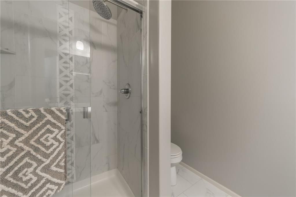 Photo 12 of 38 - 1603 CHESTNUT Street
