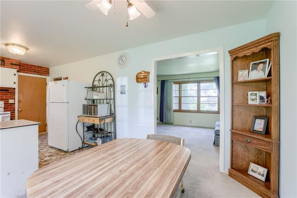 Photo 8 of 33 - 8617 E 52nd Street